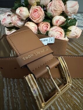 Michael Kors Men's Tan Leather Expandable Belt with Gold Buckle